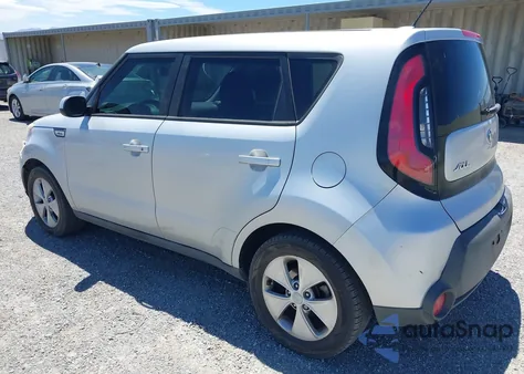 2015 Kia Soul z USA, uszkodzony, nr VIN KNDJN2A29F7777844